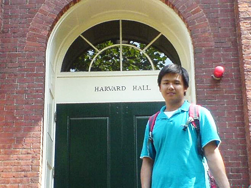 Harvard Hall in Harvard University