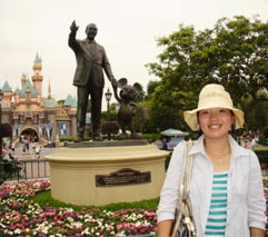 Universal Studio and Disneyland